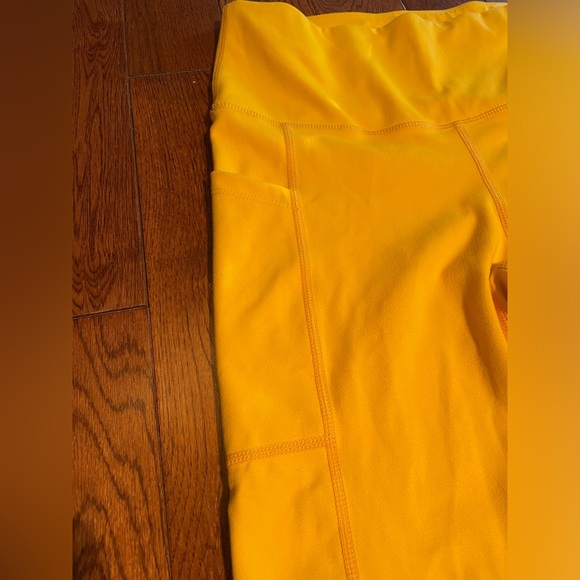 Along Fit || 3 pocket leggings - Picture 4 of 4